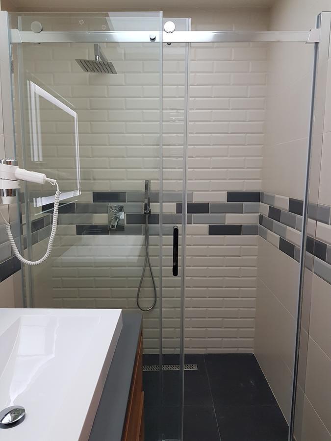 Ultra Modern Home Budapest Luaran gambar